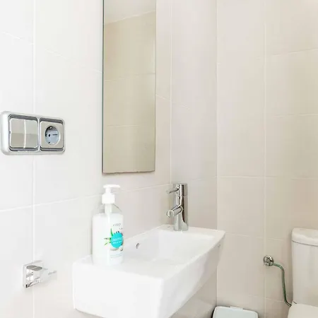 Villa Bassetes 14 *