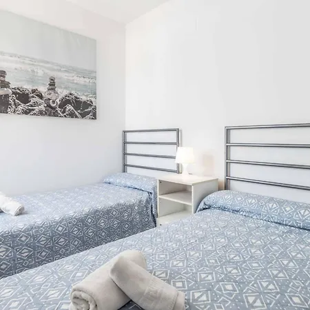 Villa Bassetes 14 *
